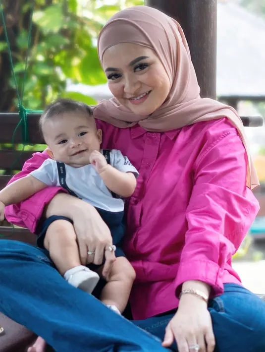 Nathalie Holscher (Instagram/nathalieholscher)