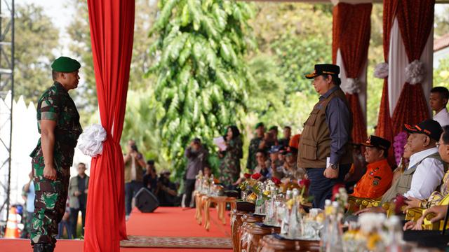 Menko Bidang Perekonomian Airlangga Hartarto saat menyampaikan arahan dalam Apel dan Simulasi Penanganan Kebakaran Hutan dan Lahan (Karhutla) di Palembang, Sumatera Selatan. (Foto: Kemenkoperekonomian)