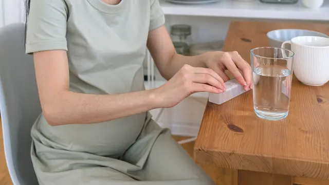 Tips Menangani Virus COVID-19 Bagi Ibu Hamil