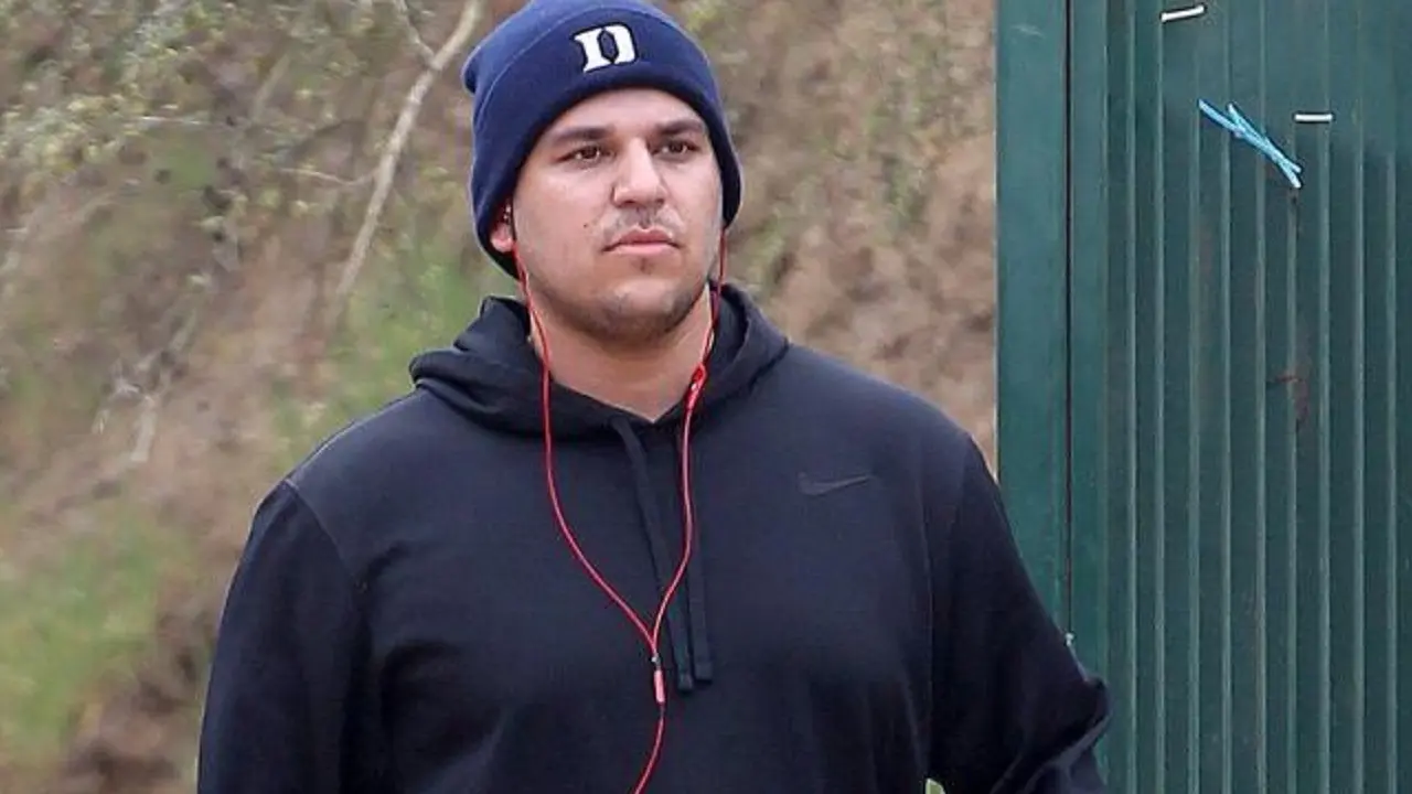 Makin Parah, Rob Kardashian Buat Keluarga Khawatir
