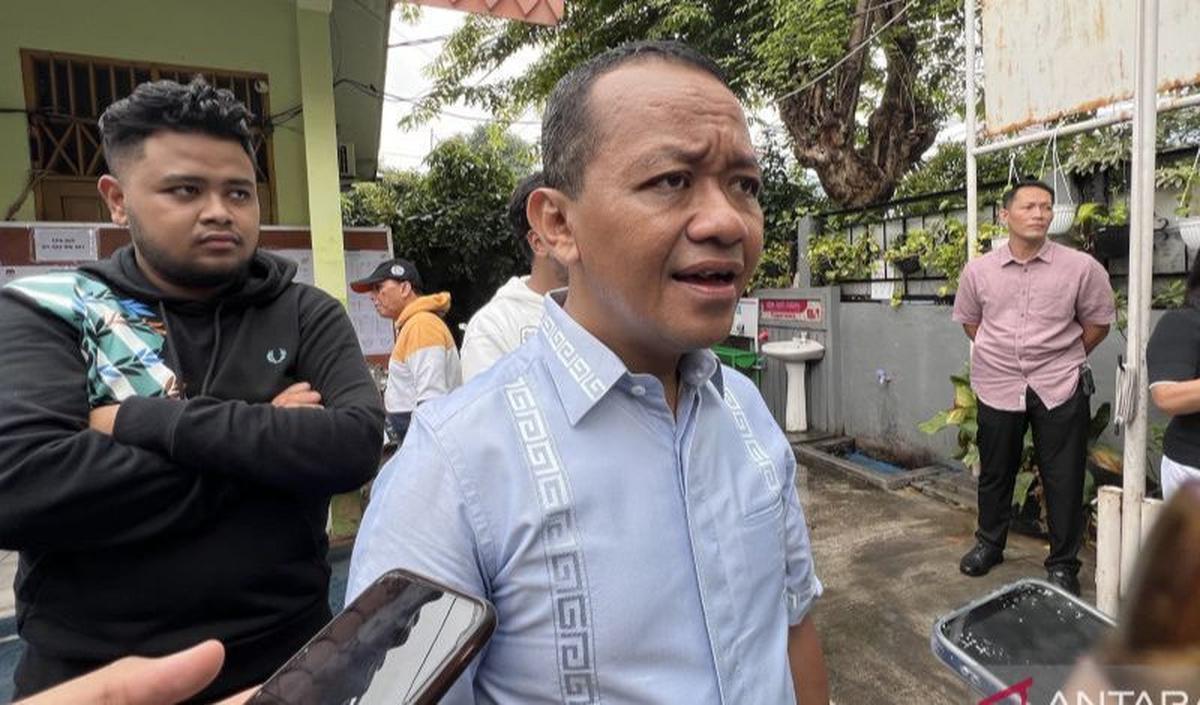 &ldquo;Halusinasi itu. Nama gue ada di situ, ya? Saya enggak nonton, ya,&rdquo;&nbsp;