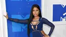 Penampilan tak kalah heboh pelantun lagu Anaconda. Nicki Minaj hadir dengan gaun transparan warna biru. Nicki dinobatkan sebagai selebritas dengan pose terbaik di Video Music Awards 2016. (AFP/Bintang.com)