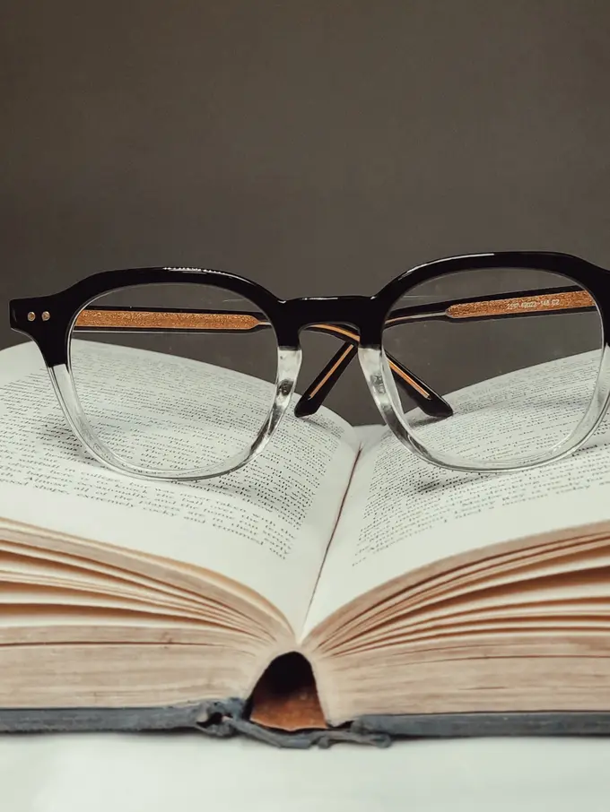 Mempunyai paras yang cantik dan juga pintar adalah keinginan semua orang, namun inilah sosok 3 wanita terpintar yang diakui dunia.