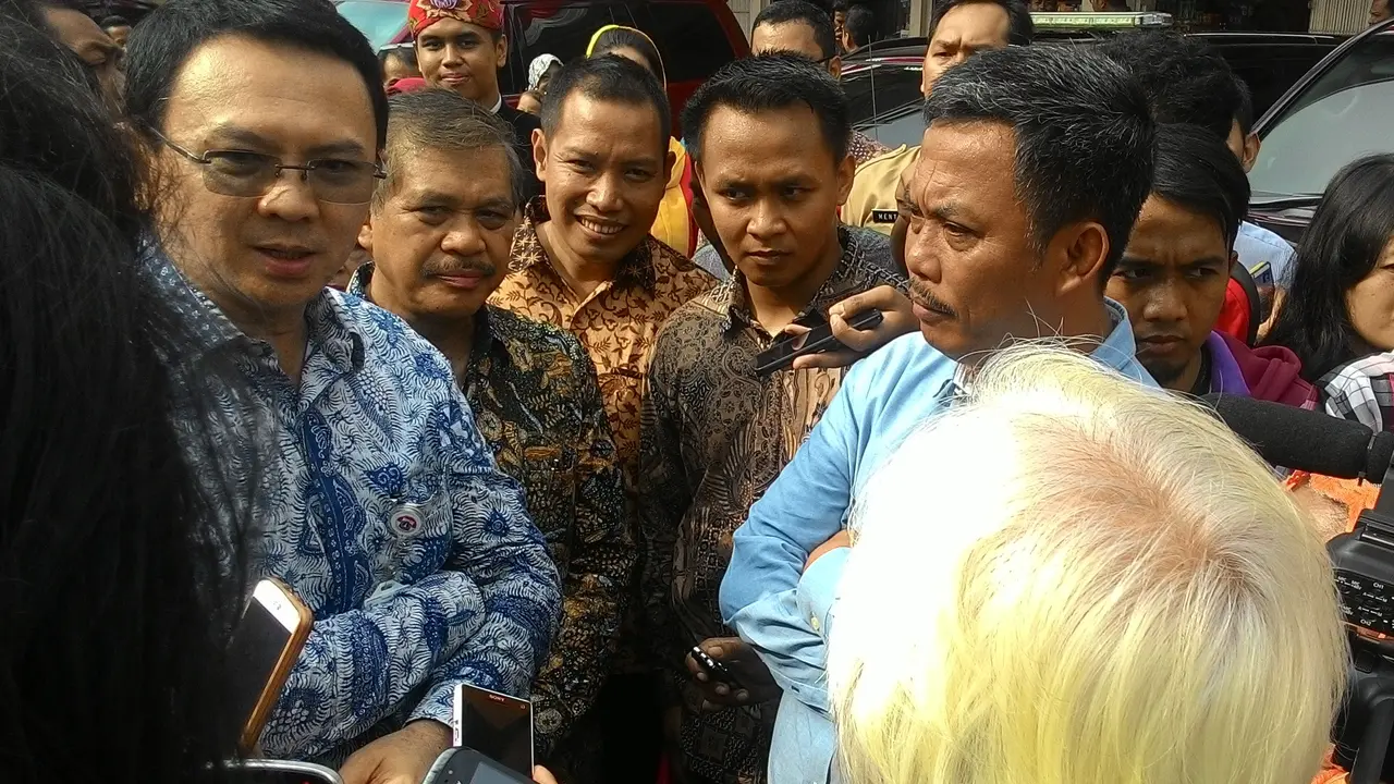 20150819-peresmian pasar-jakarta-ahok