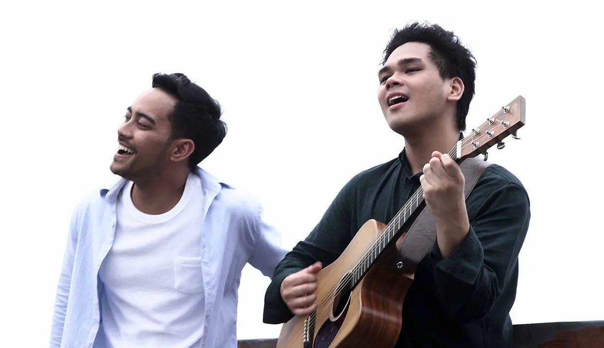 “Bisa dibilang, saya sangat puas bekerja sama dengan The Overtunes di film pertama. Tentu sangat menyenangkan bisa bekerja sama lagi ditambah juga kolaborasi GAC,” katanya. (Deki Prayoga/Bintang.com)