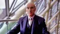 Patrick Stewart Tak Cuma Profesor X, Ini Deretan Film Lain yang Menunjukkan Jangkauan Aktingnya