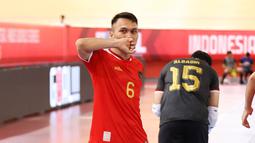 Satu-satunya gol Timnas Futsal Indonesi dicetak oleh Samuel Eko ketika babak kedua menyisakan 11 menit 30 detik. Samuel memanfaatkan dengan baik situasi dari tendangan sudut. (Bola.com/Abdul Aziz)