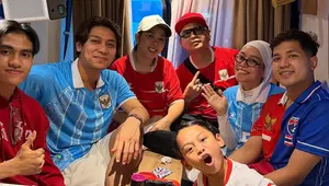 Lesti Kejora dan Rizky Billar Nonton Timnas Indonesia vs Thailand, Akui Tegang Banget