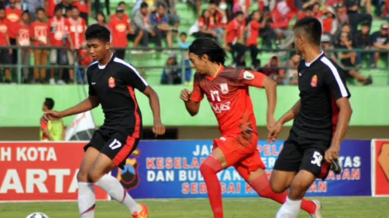 Persis Solo