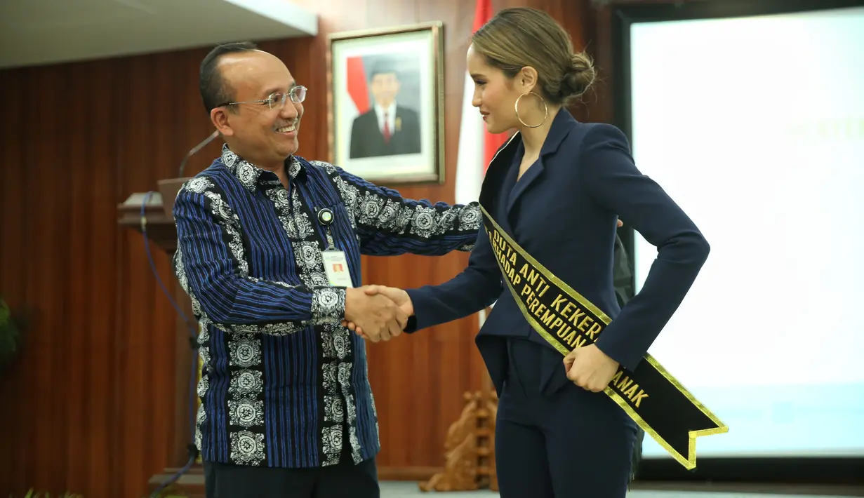 Cinta Laura Jadi Duta