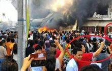 Terlalu! Pesawat Hercules jatuh, warga justru asyik selfie