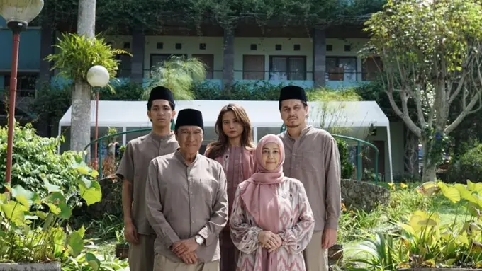 Meriam Bellina dan Ikang Fawzi Perankan Orangtua di Film "Titip Bunda di Surga-Mu". Dok. Istimewa