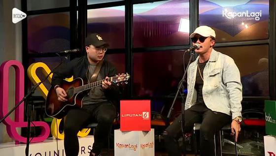 VIDEO: Rizky Febian 'Menari' di KLY Lounge
