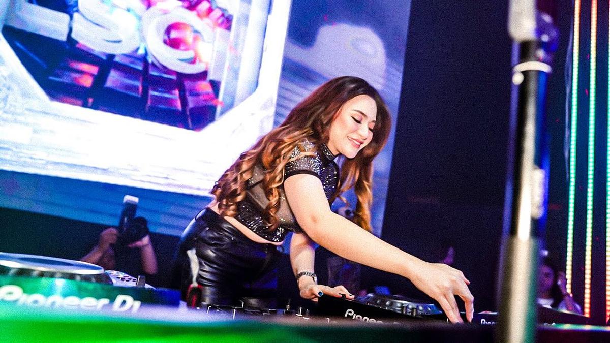 Profil Nathalie Holscher, Bikin Gempar Gara-gara Konten Parodi Hamil Bareng DJ Panda