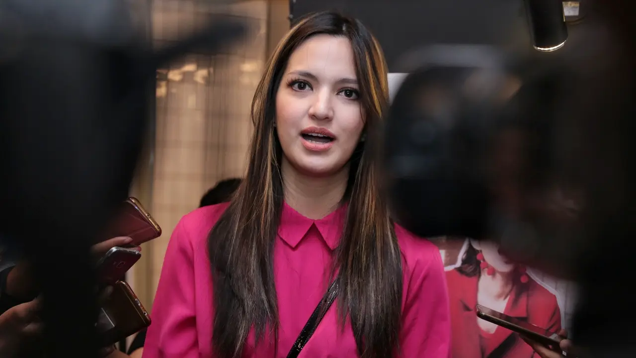[Bintang] Nia Ramadhani Akan Rayakan Tahun Baru di Eropa