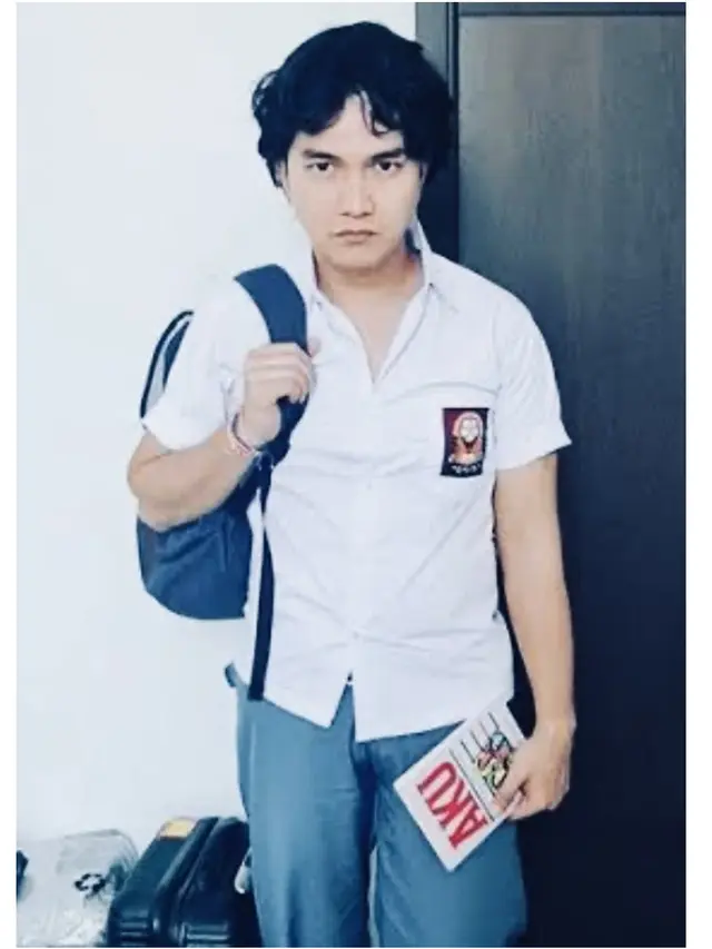 Ada Lomba Mirip Nicholas Saputra, Ini 5 Seleb yang Mau Didaftarin Warganet
