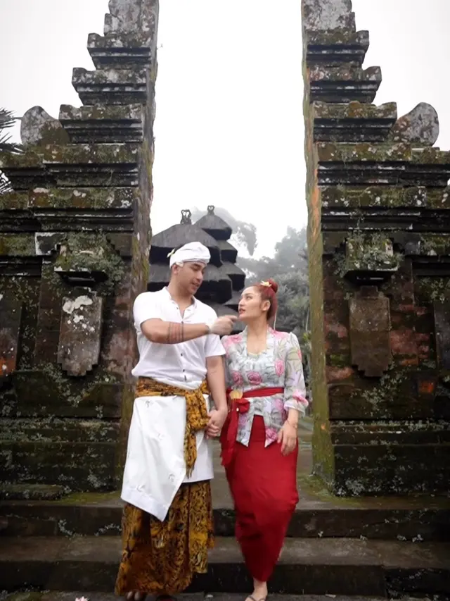Siti Badriah Ritual Melukat