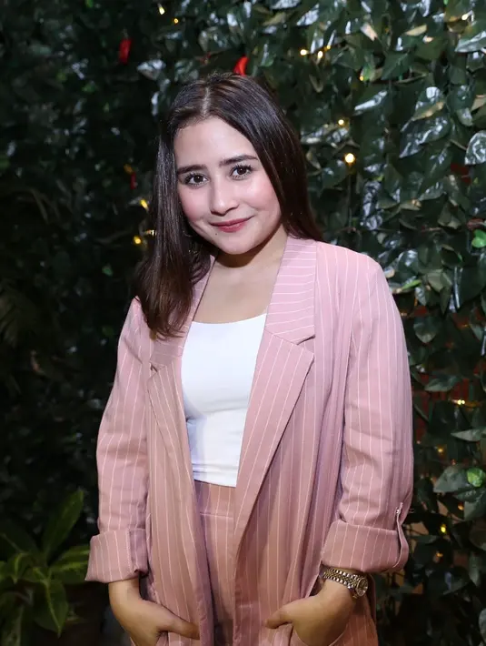 Prilly Latuconsina