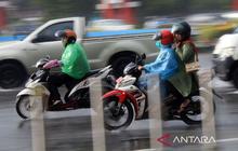 Prakiraan Cuaca BMKG: Sebagian Wilayah Indonesia Berpotensi Hujan Ringan pada Sabtu Ini