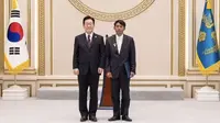 Nelayan Indonesia Sugianto bersama Presiden Korea Selatan Lee Jae Myung di Seoul, pada Jumat (2/1/2026). (Dok. Istimewa)