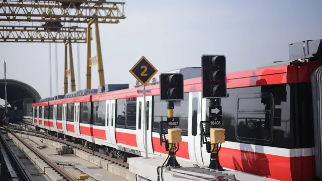Uji coba penggunaan sistem persinyalan LRT Jabodebek