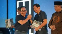 Direktur Utama PTBA Arsal Ismail dan Direktur Utama MIND ID Maroef Sjamsoeddin