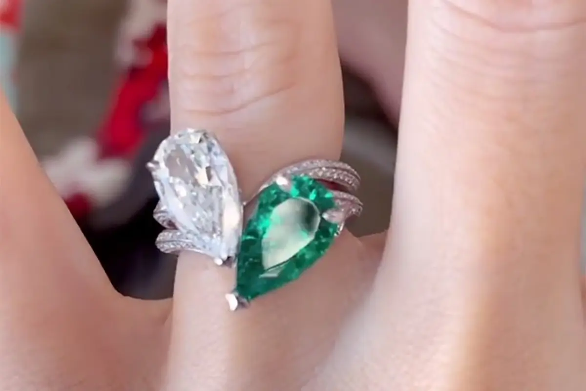 Cincin Tunangan Megan Fox-Machine Gun Kelly