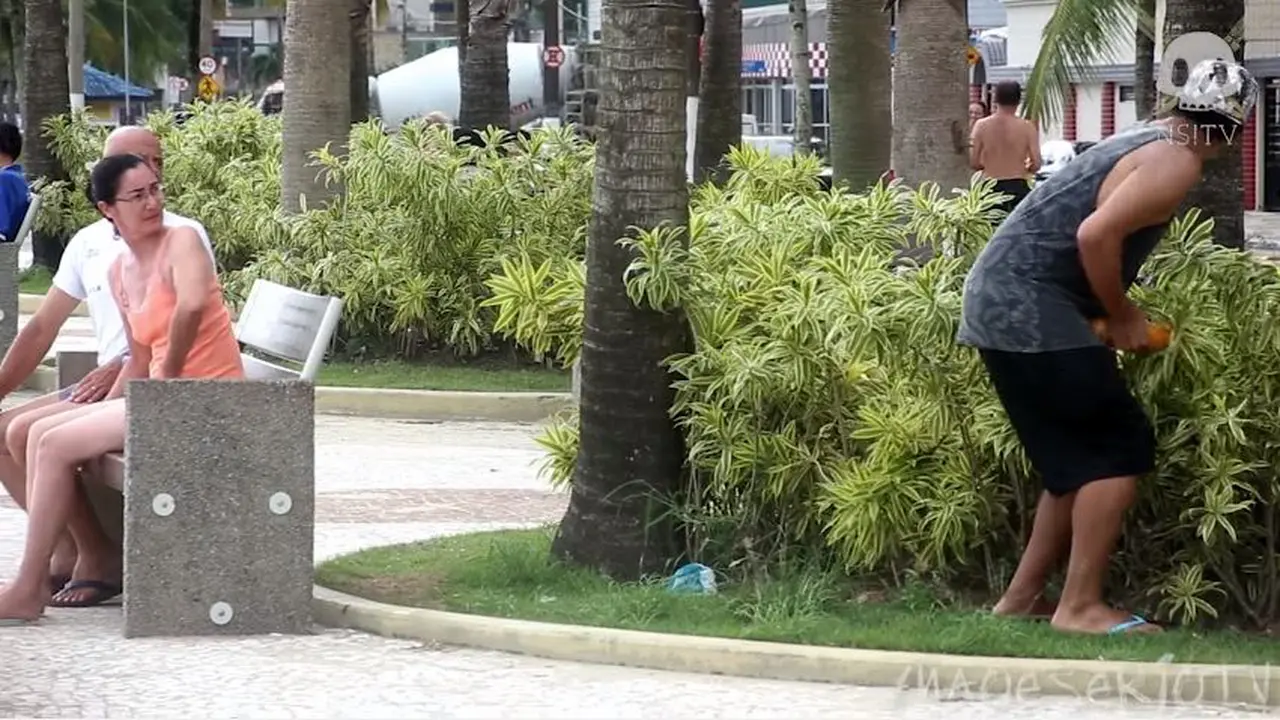Hindari Hal Ini di Tempat Umum, Nanti Kamu Dikira Lagi Masturbasi