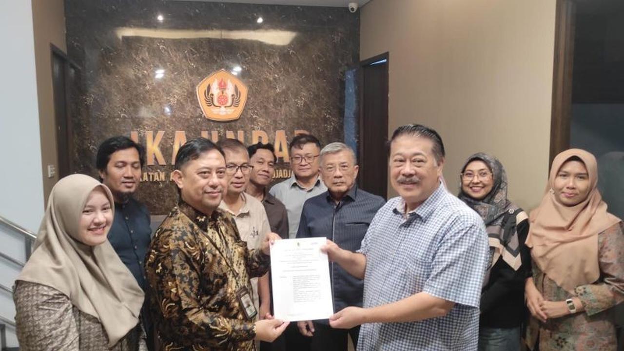 Pionir di Kalangan Ikatan Alumni PT, IKA Unpad Resmi Bentuk Unit Pengelola Zakat (UPZ) untuk Kumpulkan ZIS