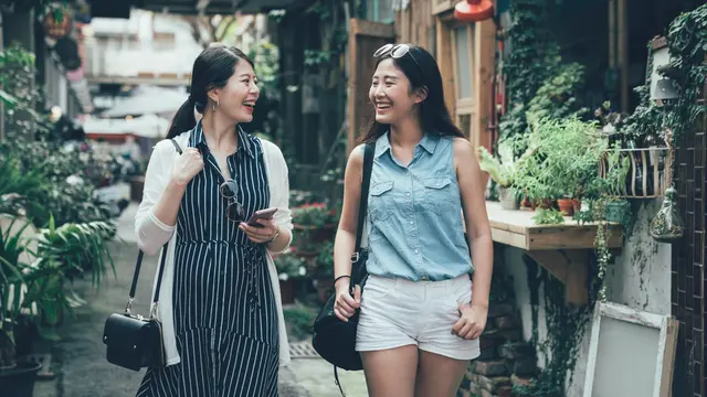 wanita juli zodiak open minded