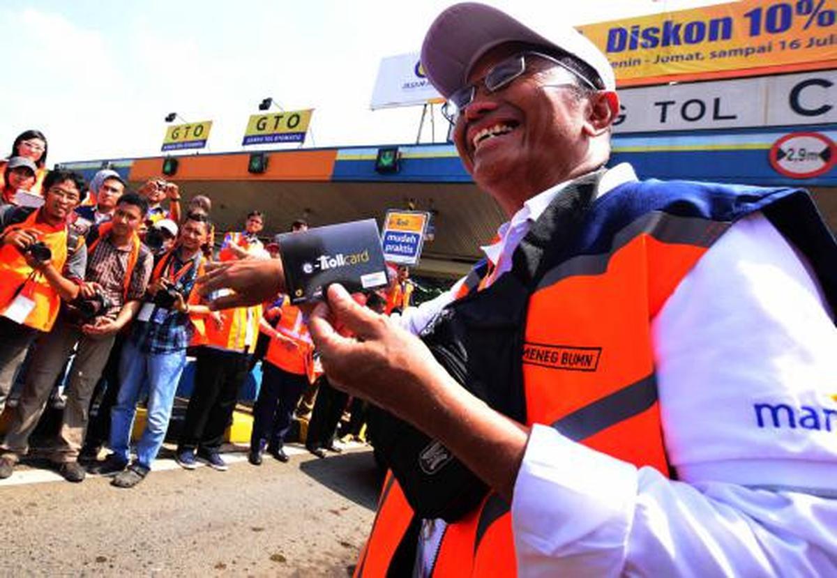 Dahlan iskan jualan e-toll card 