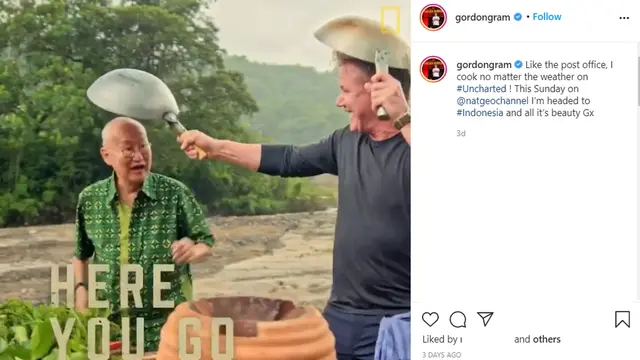 Chef Gordon Ramsay Belajar Masak Rendang Padang dari William Wongso. (Instagram/ gordongram -https://www.instagram.com/p/CB3-JN0DcPD/)