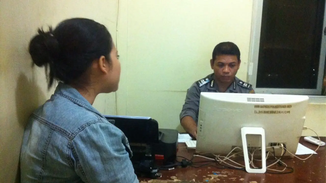 Pacar Kesal Karena Gajinya Belum Masuk, Bahrun Malah Main Cambuk
