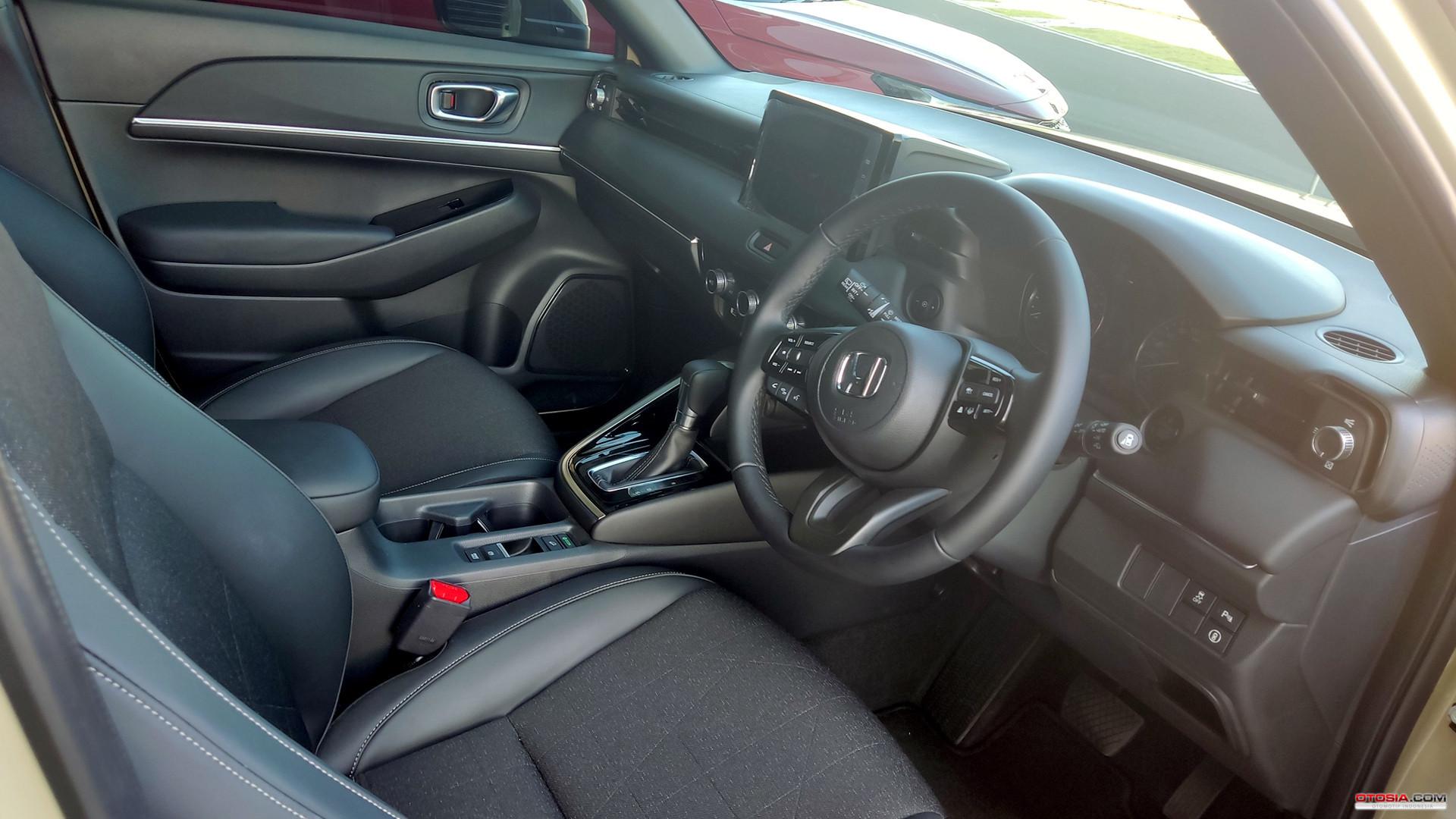 Interior Honda HR-V SE (Otosia.com/Arendra Pranayaditya)