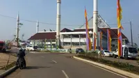 Presiden Jokowi dijadwalkan meresmikan masjid raya KH Hasyim Asyari di Daan Mogot, Jakarta Barat. (Liputan6.com/Putu Merta Surya Putra)