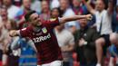 3. John McGinn (Aston Villa) - Penampilan John Mcginn di awal musim juga tidak kalah apik dengan rekannya Jack Grealish di Aston Villa. Gelandang berusia 26 tahun ini telah mencatatkan 4 assists dan 1 gol dari 7 laganya bersama Aston Villa di awal musim ini. (AFP/Adrian Dennis)