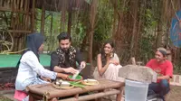 Dua bintang utama Bhagya Lakshmi, Aishwarya Khare dan Rohit Suchanti hadir di Kampung Gagot Banjarnegara. (Foto: Heni Purwono untuk Liputan6.com)