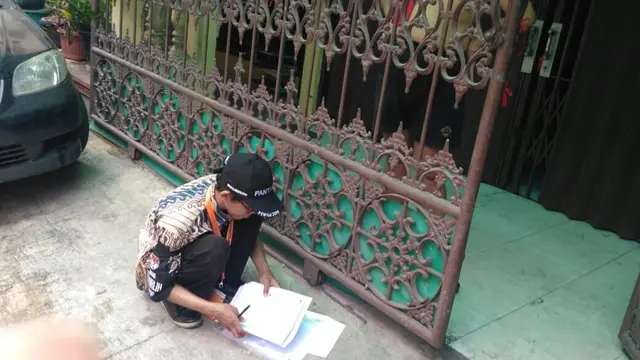 Salah satu kejadian tak layak yang diterima Pantarlih di TPS 46 RW.05 Kelurahan Angke Kecamatan Tambora, Jakarta Barat. (Dok. KPU)