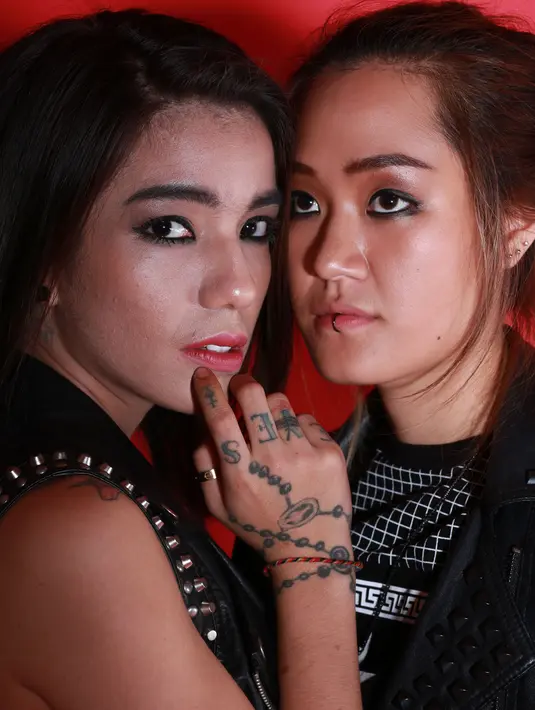 Menurutnya, laporan telah diproses oleh pihak kepolisian. Sesudah itu, pihaknya akan dimintai keterangan oleh penyidik terkait laporannya pada Sheila Marcia dan Erie Prasetyo. (Febio Hernanto/Bintang.com)