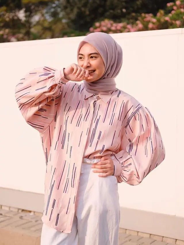 9 Warna Hijab yang Wajib Dimiliki Hijabers, Sudah Punya?