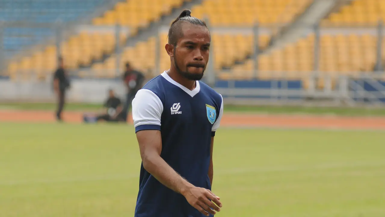 Full-back Persela Lamongan, Zulvin Zamrun (Liputan6.com)