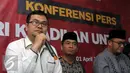 Anggota Komnas HAM Manager Nasution saat jumpa pers pers 'Mencari Keadilan untuk Suratmi' di kantor PP Muhammadiyah, Jakarta (1/3). Hadir berbagai pihak seperti Komnas HAM, LBH Jakarta, PSHK, KontraS, ICW dan lainnya. (Liputan6.com/Helmi Afandi)