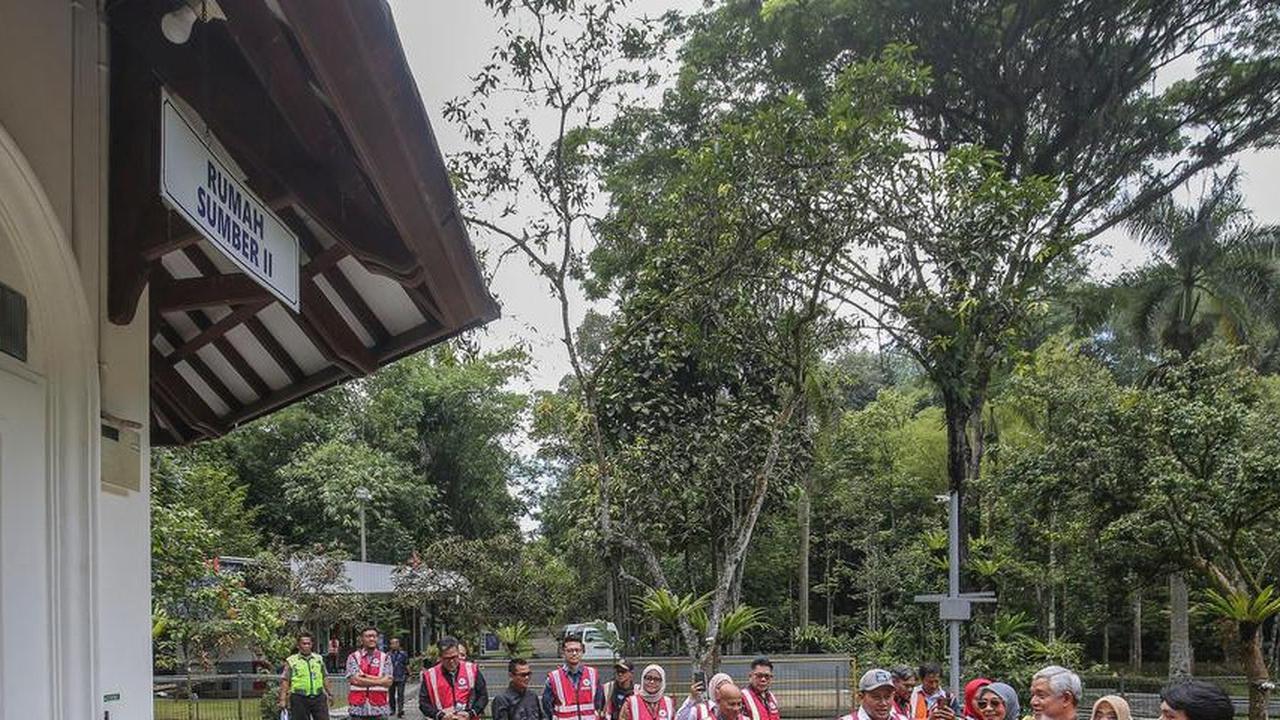 BPKN Tinjau Pabrik AQUA Mekarsari, Pastikan Pengelolaan Sumber Air Sesuai Regulasi