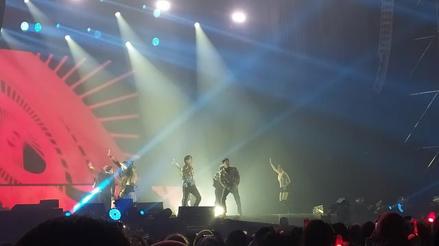 TVXQ konser di Hall 5 ICE BSD Tangerang Selatan, Sabtu (20/4/2024) (Liputan6.com/Rosaria Arum Prakoso)