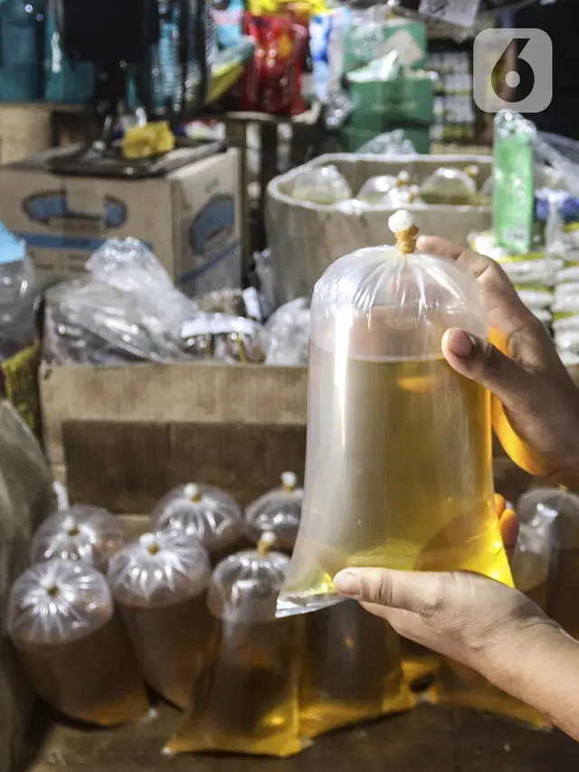 FOTO: Penetapan Harga Eceran Tertinggi Minyak Goreng