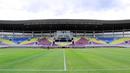 Rumput lapangan ditanami jenis Zoysia Japonica yang dikatakan sama dengan yang digunakan di Stadion Gelora Bung Karno, Jakarta.  (Bola.com/M Iqbal Ichsan)