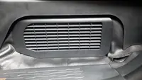 Pemilik Toyota Innova Zenix Wajib Tahu, Ventilasi di Bawah Jok Penumpang Jangan Sampai Tertutup (Auto2000)