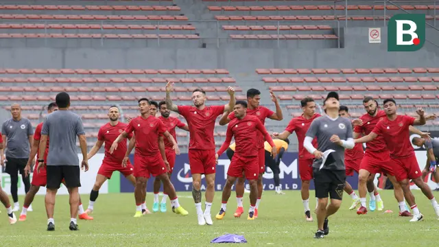 Latihan Timnas Indonesia di KLFA Stadium