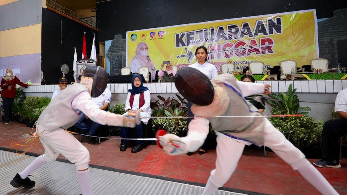 Ratusan Atlet Anggar Serbu Banyuwangi Challenge Kejurprov Jatim 2023