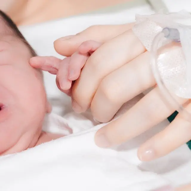 Valencia Tanoe lahirkan anak pertama (Instagram/valencia_tanoe)